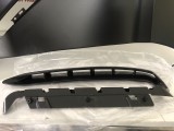 Set of GT Fenders (LH+RH w/ Grilles)